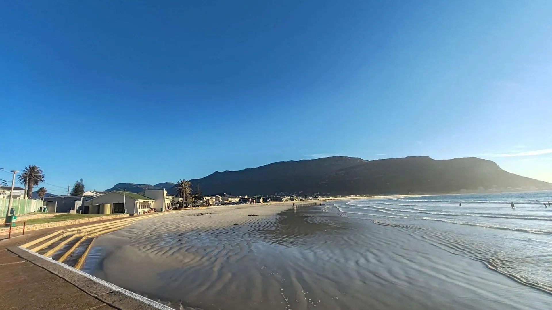 South Shore Stay - Family-Friendly Stay By The Sea Fish Hoek